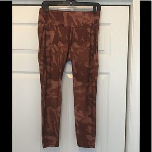 EUC Calia by Carrie Underwood size large rust/orange leggings